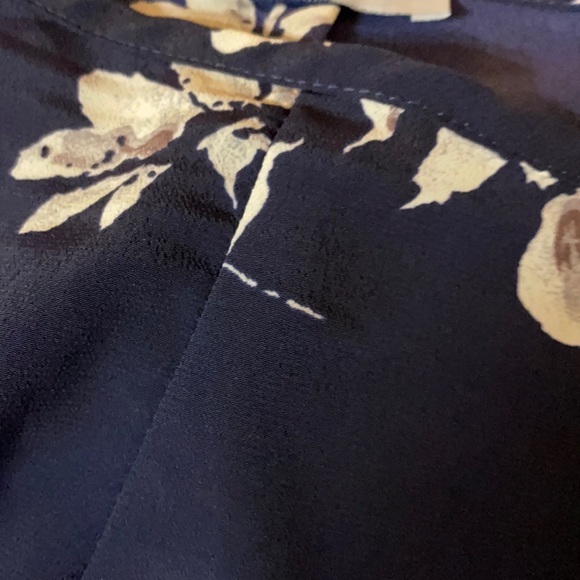 One2One Navy Blue Skirt with White & Grey Flowers - Picture 4 of 9